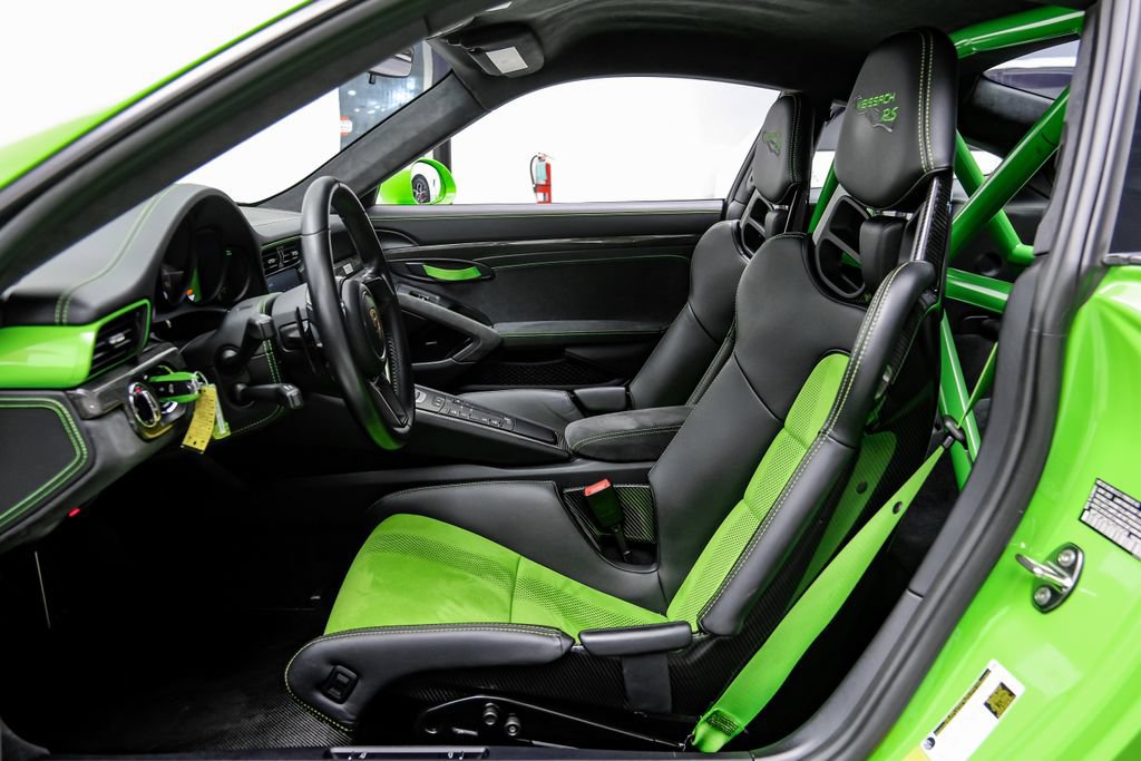 Used 2019 Porsche 911 GT3 RS RWD image 6