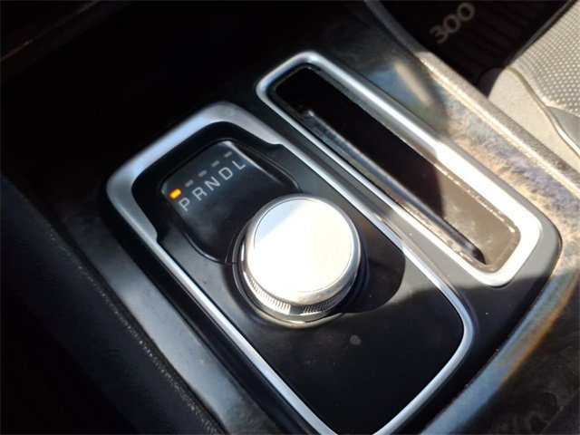 Certified 2019 Chrysler 300 Limited image 24