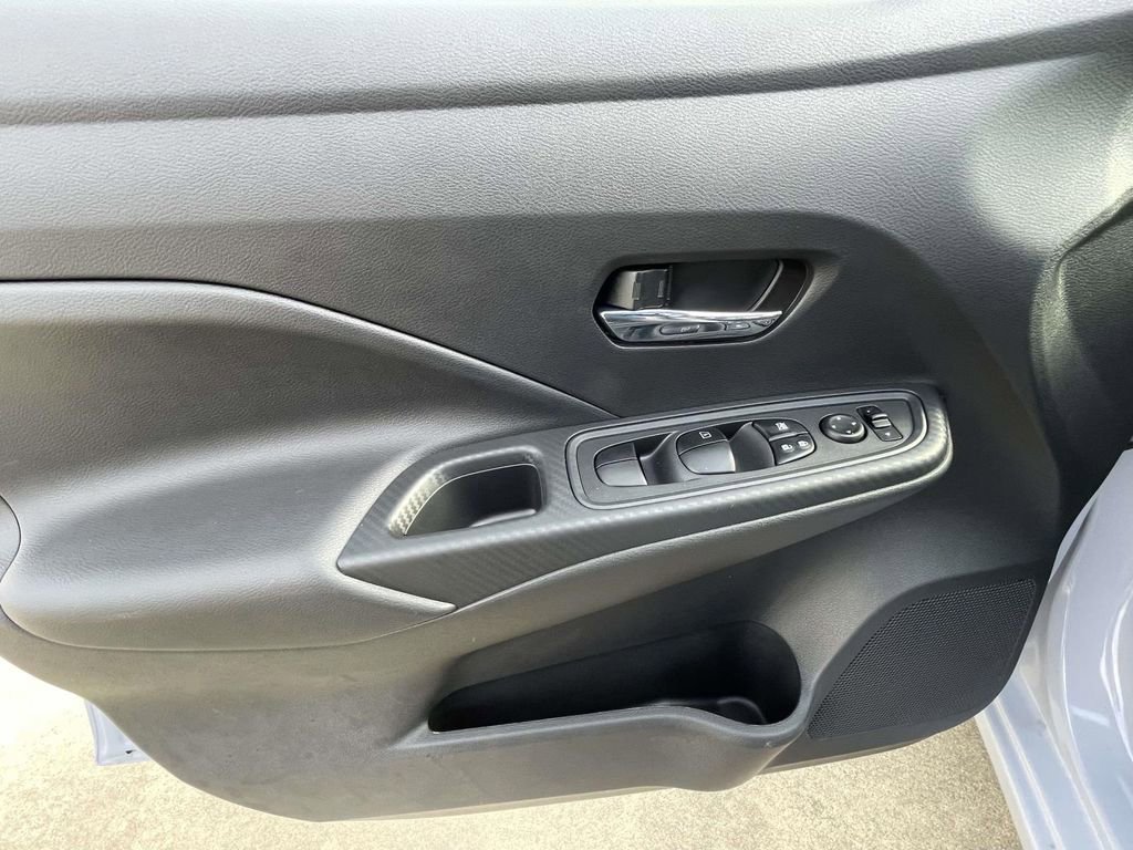 Used 2025 Nissan Versa SV w/ Trunk Package image 15