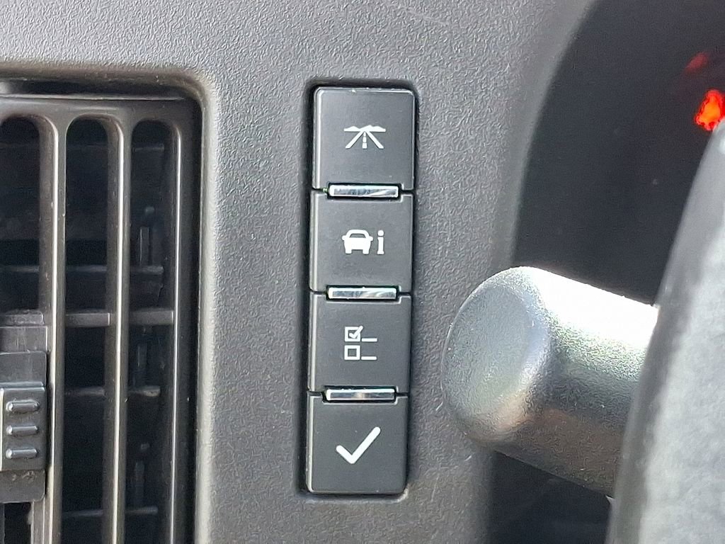 Used 2020 Chevrolet Express 3500 LS RWD image 25