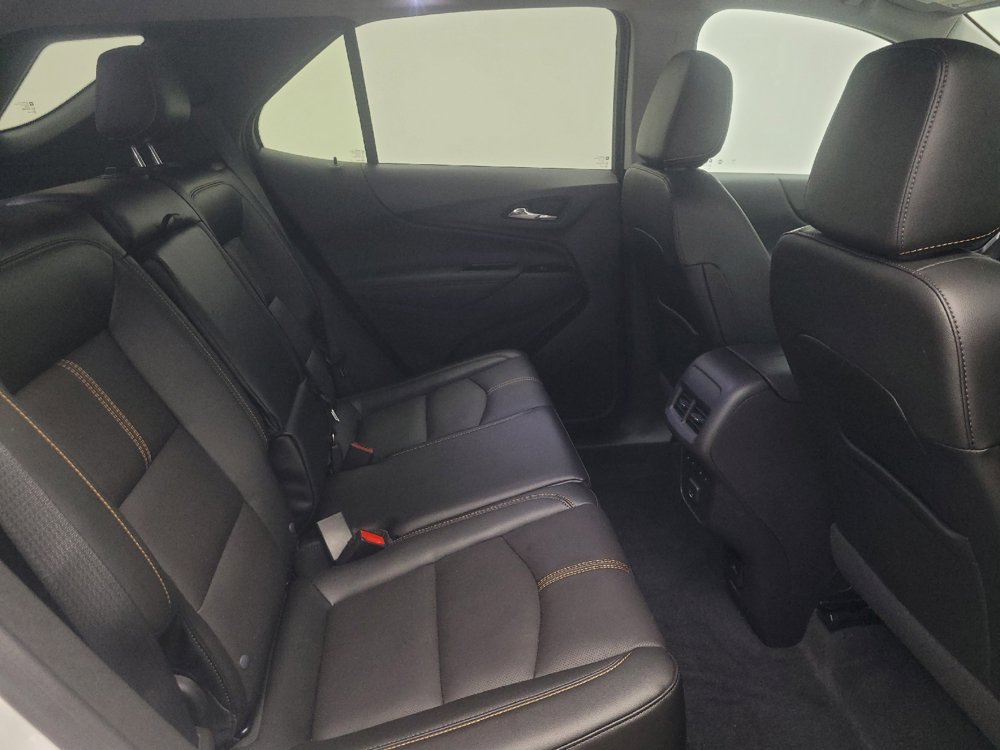 Used 2024 Chevrolet Equinox Premier AWD/4WD image 19