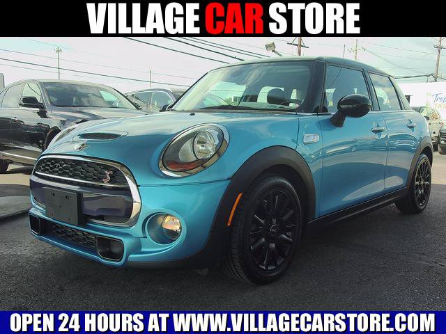 Used 2017 MINI Cooper S FWD image 1