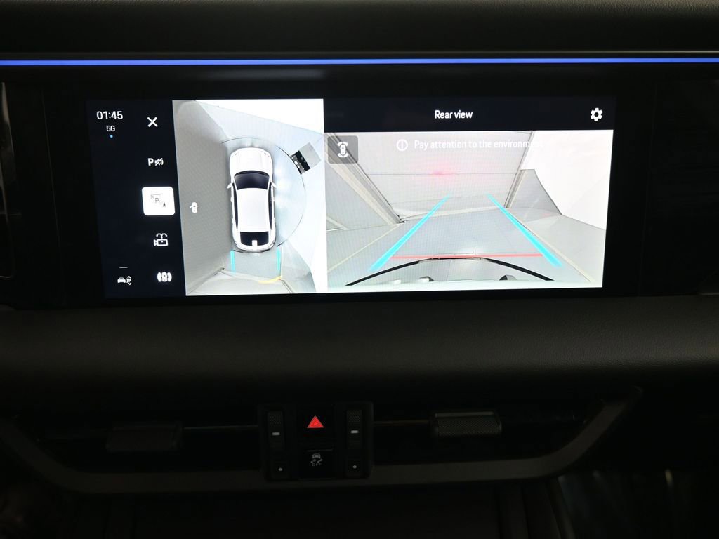 Certified 2025 Porsche Macan Electric image 21