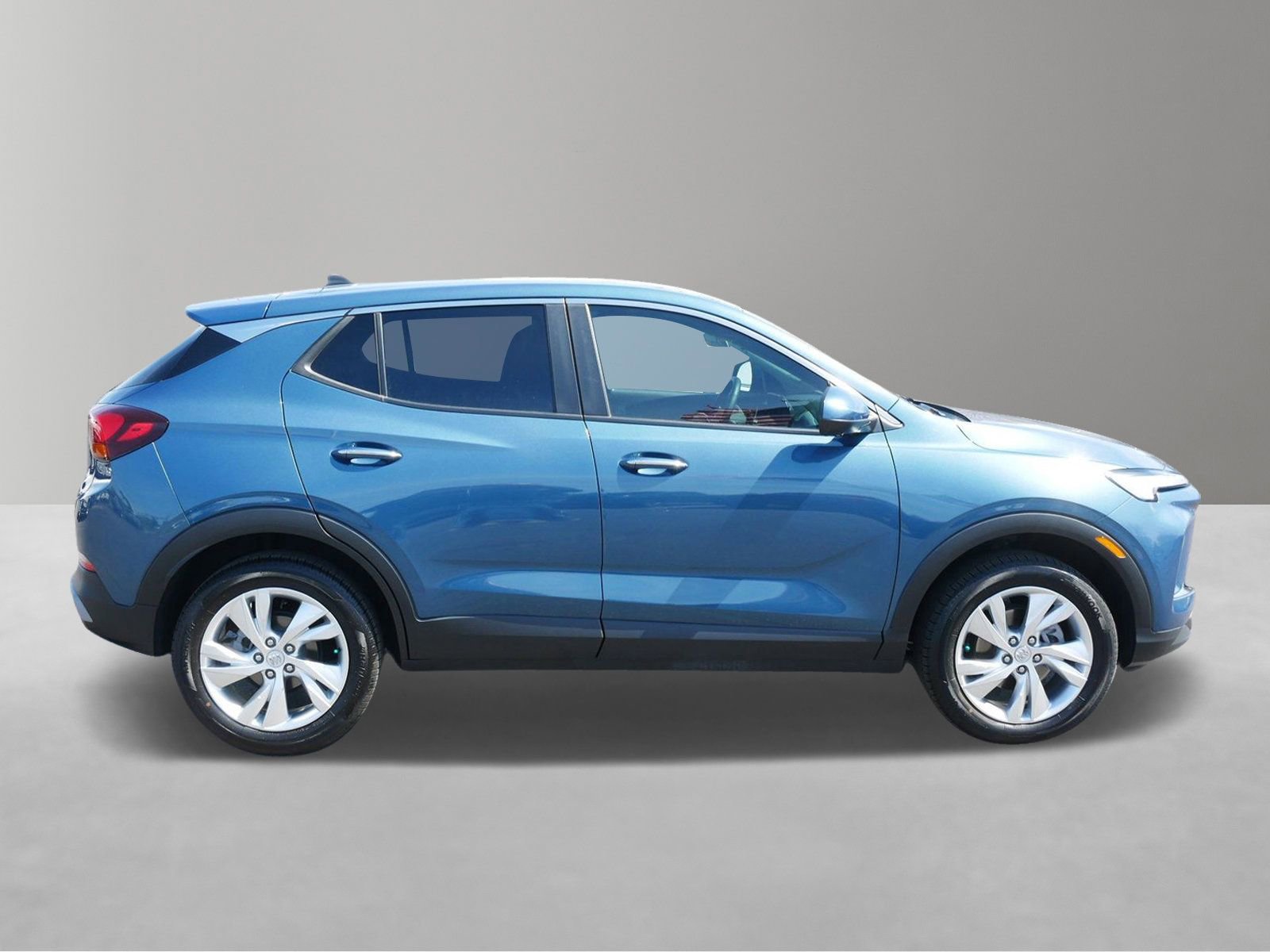 Used 2024 Buick Encore GX Preferred w/ Comfort Package image 3