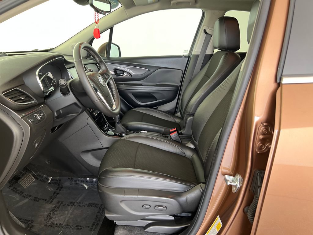 Used 2017 Buick Encore Sport Touring AWD/4WD image 11