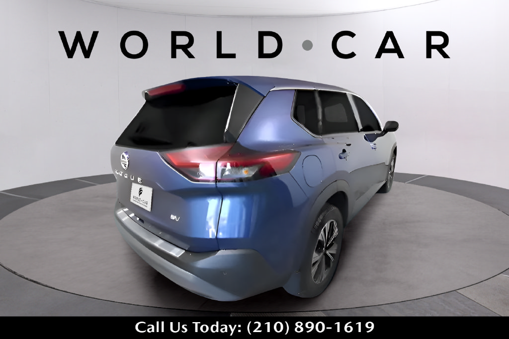 Used 2021 Nissan Rogue SV FWD image 3