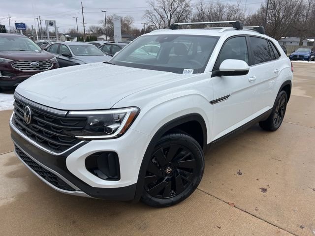 New 2026 Volkswagen Atlas Cross Sport SE image 3