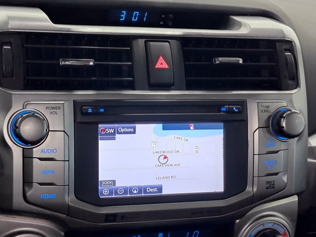 Used 2018 Toyota 4Runner Limited AWD/4WD image 6