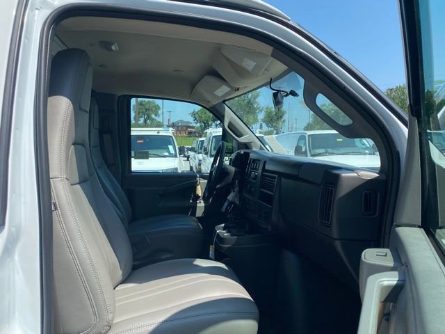 New 2025 Chevrolet Express 3500 w/ Power Convenience Package image 28