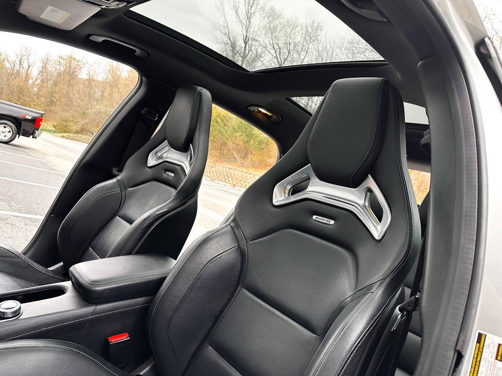 Used 2015 Mercedes-Benz GLA 45 AMG 4MATIC w/ Driver Assistance Package image 20