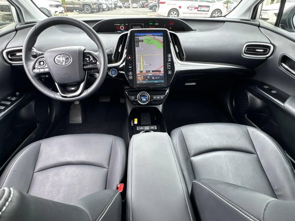 Certified 2021 Toyota Prius Prime XLE w/ Carpet Mat Package (TMS) FWD image 32