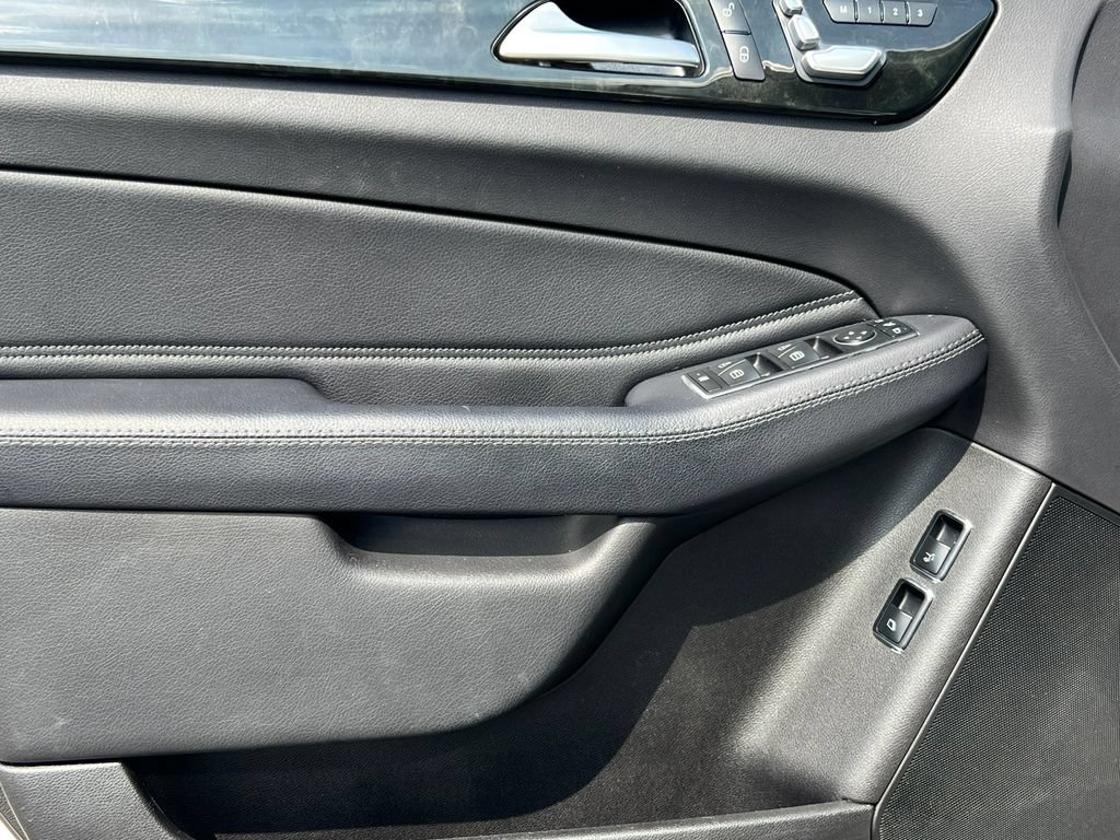 Used 2019 Mercedes-Benz GLS 450 4MATIC image 17
