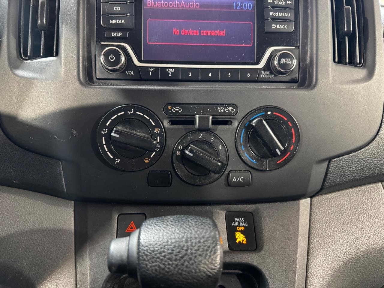 Used 2019 Nissan NV200 S FWD image 17