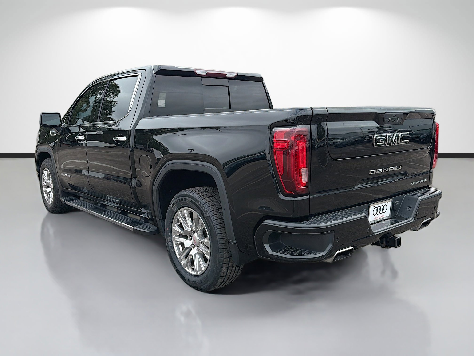 Used 2021 GMC Sierra 1500 Denali image 5