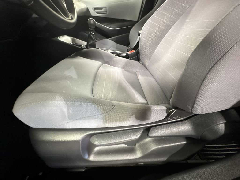 Used 2022 Toyota Corolla SE image 17