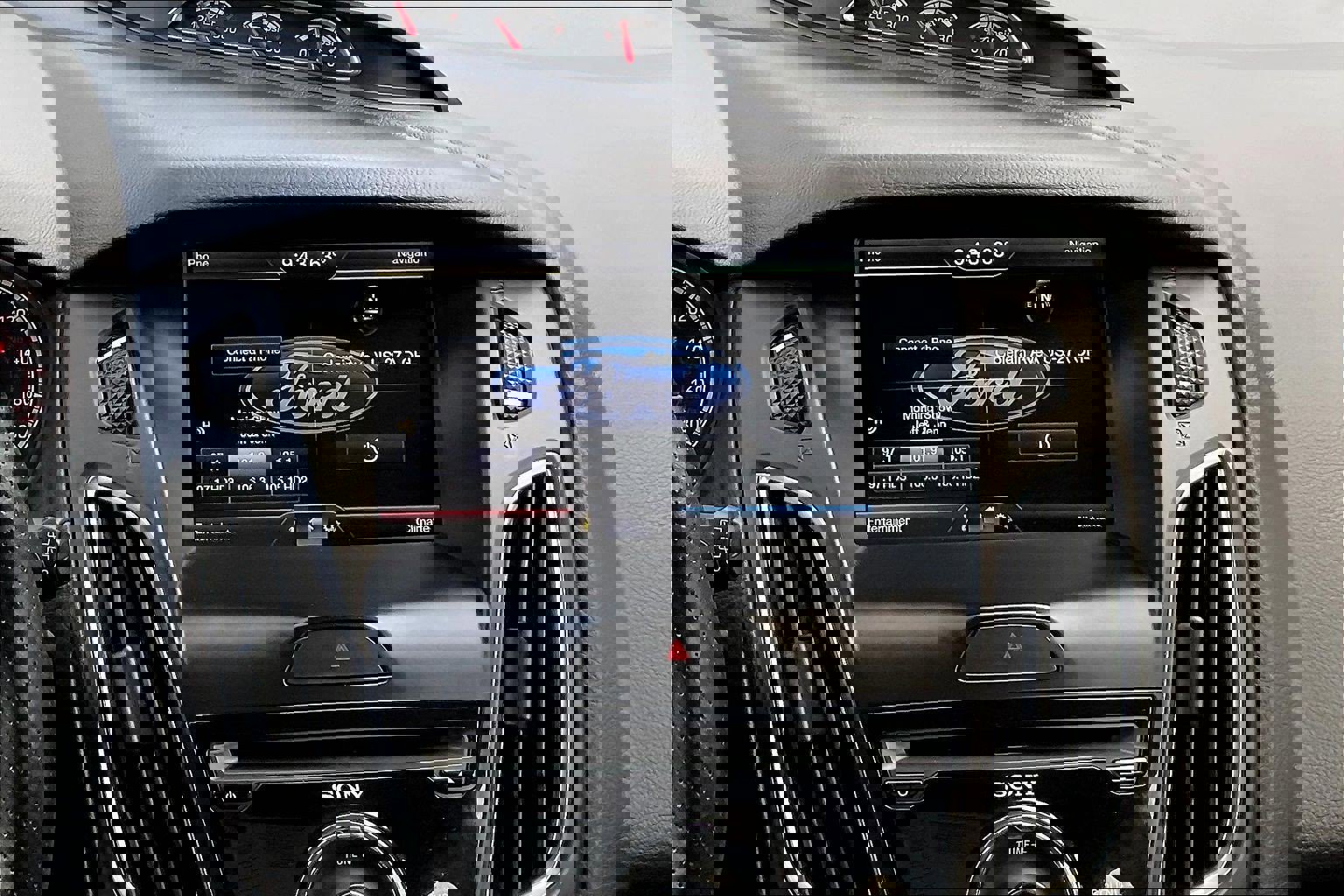 Used 2015 Ford Focus ST w/ Equipment Group 402A FWD image 9