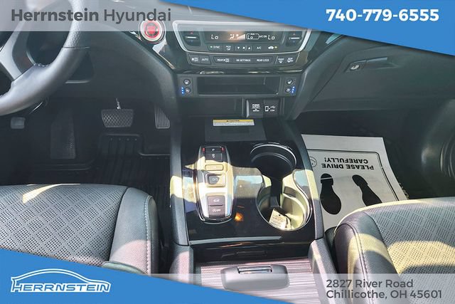 Used 2023 Honda Passport Elite image 13