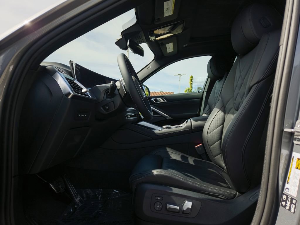New 2026 BMW X6 xDrive40i w/ Premium Package image 7