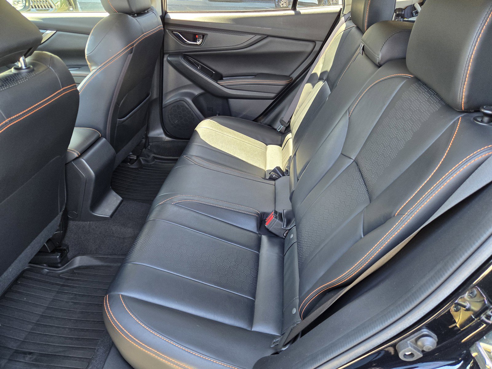 Used 2019 Subaru Crosstrek 2.0i Limited w/ Moonroof Package w/Navigation AWD/4WD image 12