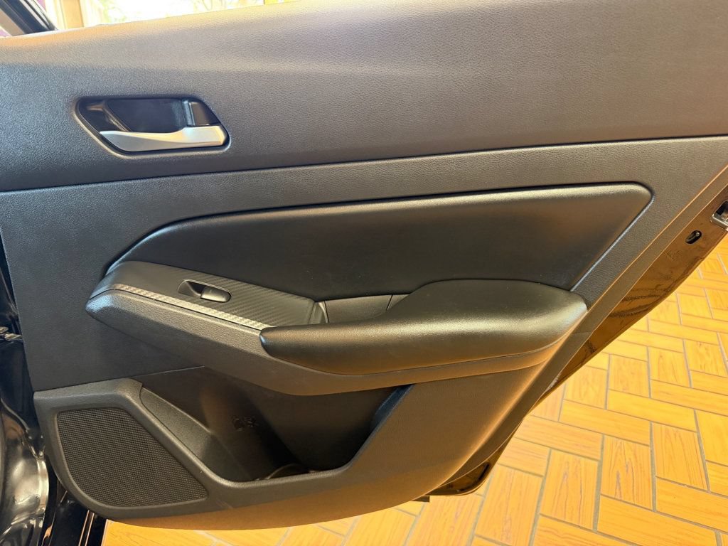 Used 2022 Nissan Altima 2.5 S FWD image 21