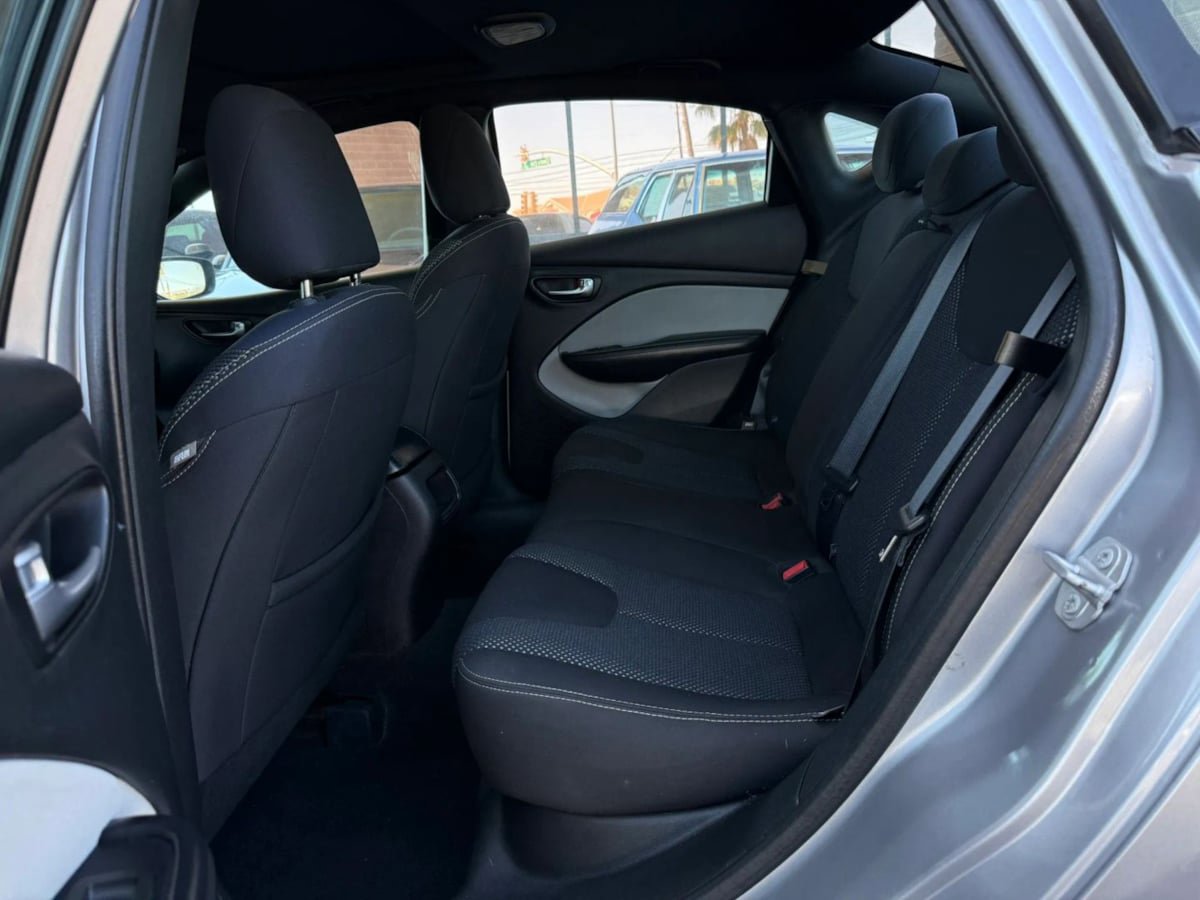 Used 2016 Dodge Dart SXT w/ Sun/Sound Group FWD image 42