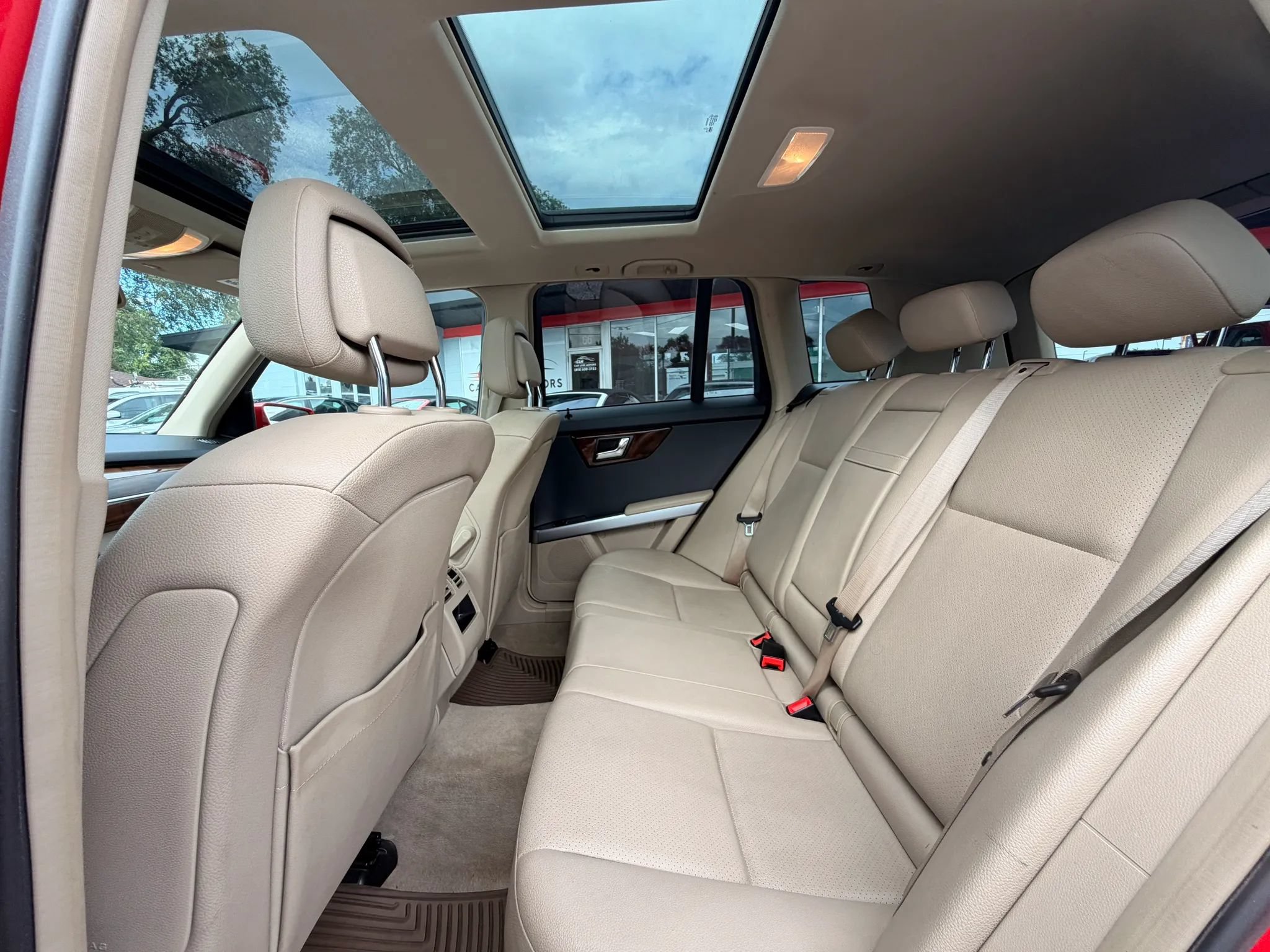 Used 2011 Mercedes-Benz GLK 350 4MATIC image 13