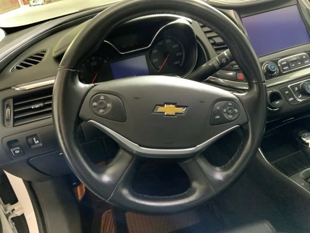 Used 2018 Chevrolet Impala LT FWD image 15