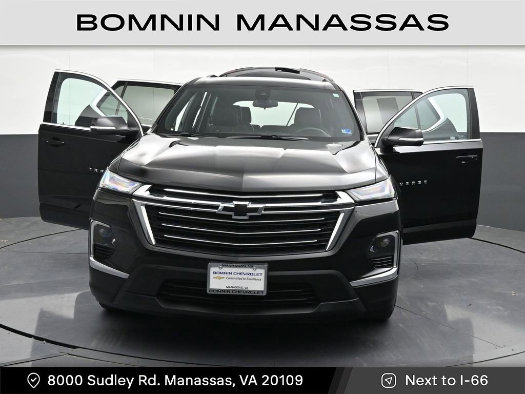 Used 2023 Chevrolet Traverse LT AWD/4WD image 45