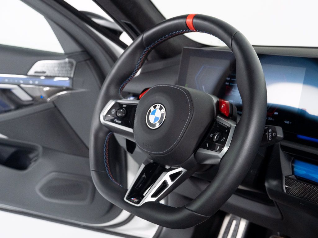 Used 2026 BMW M5 Touring w/ M Driver's Package AWD/4WD image 36