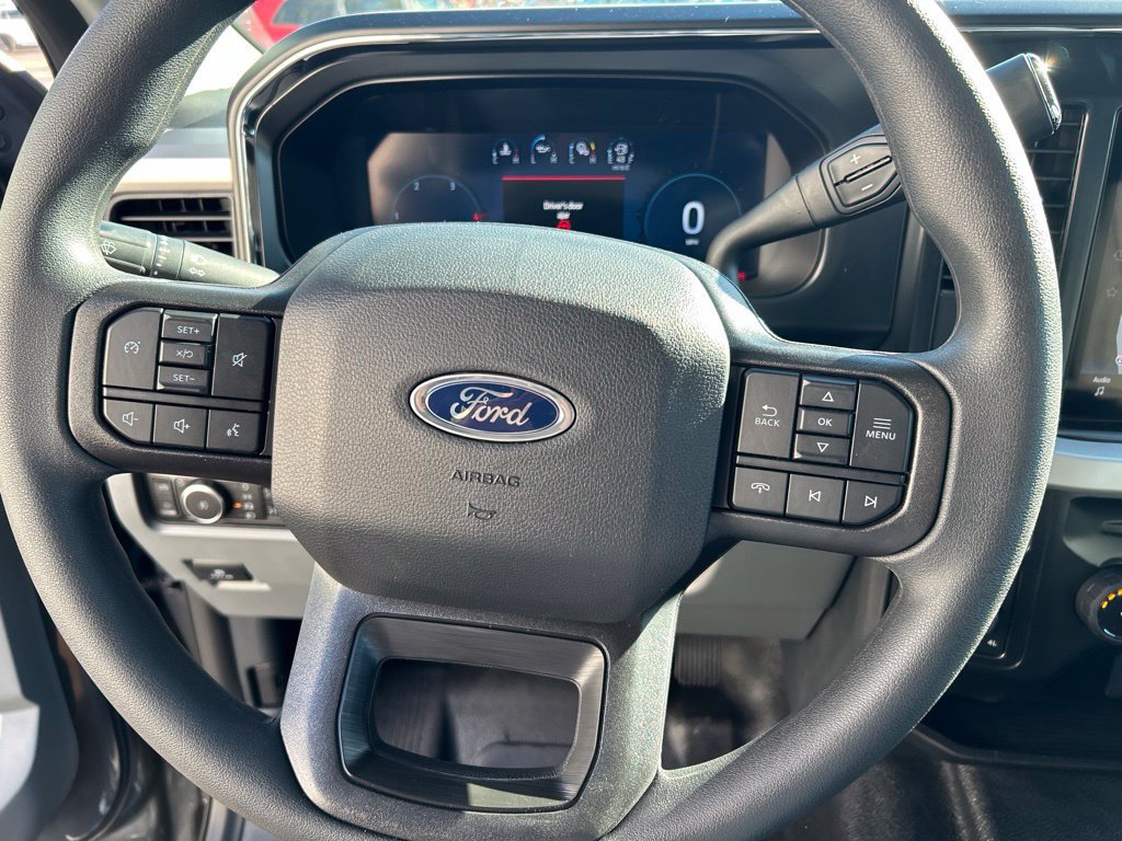 New 2026 Ford F250 XLT w/ XLT Premium Package AWD/4WD image 13