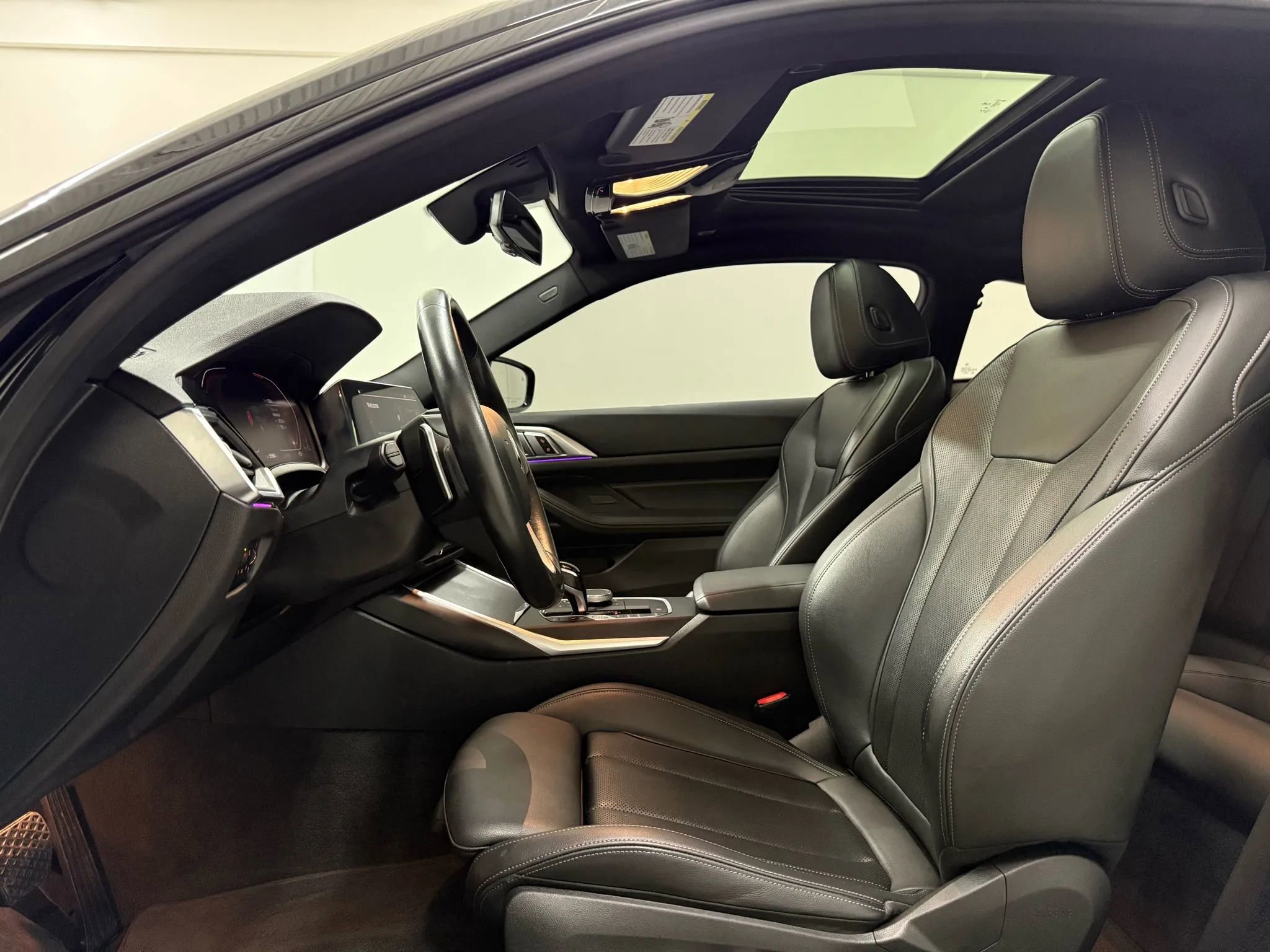 Used 2022 BMW 430i Coupe w/ Convenience Package image 11