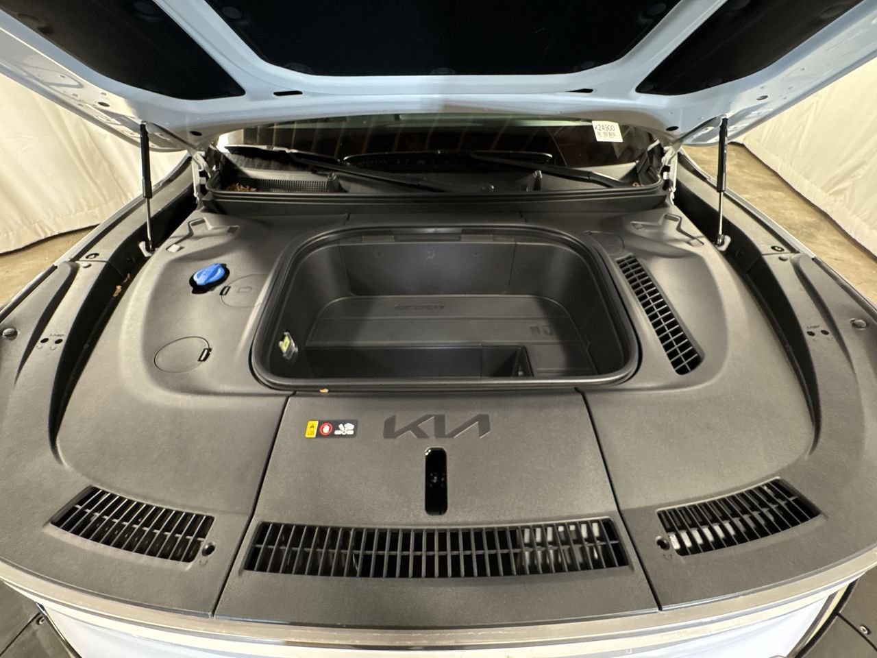 New 2026 Kia EV9 Wind image 34