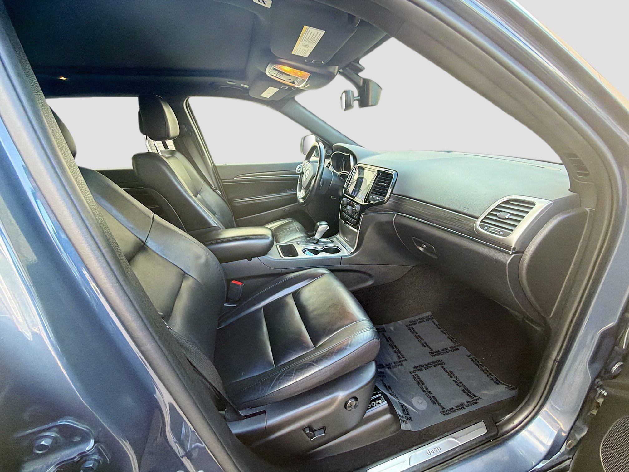 Used 2021 Jeep Grand Cherokee Limited w/ Sun & Sound Group RWD image 32