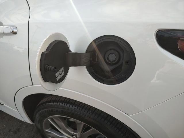 Used 2021 Chevrolet Blazer Premier w/ Driver Confidence II Package image 10