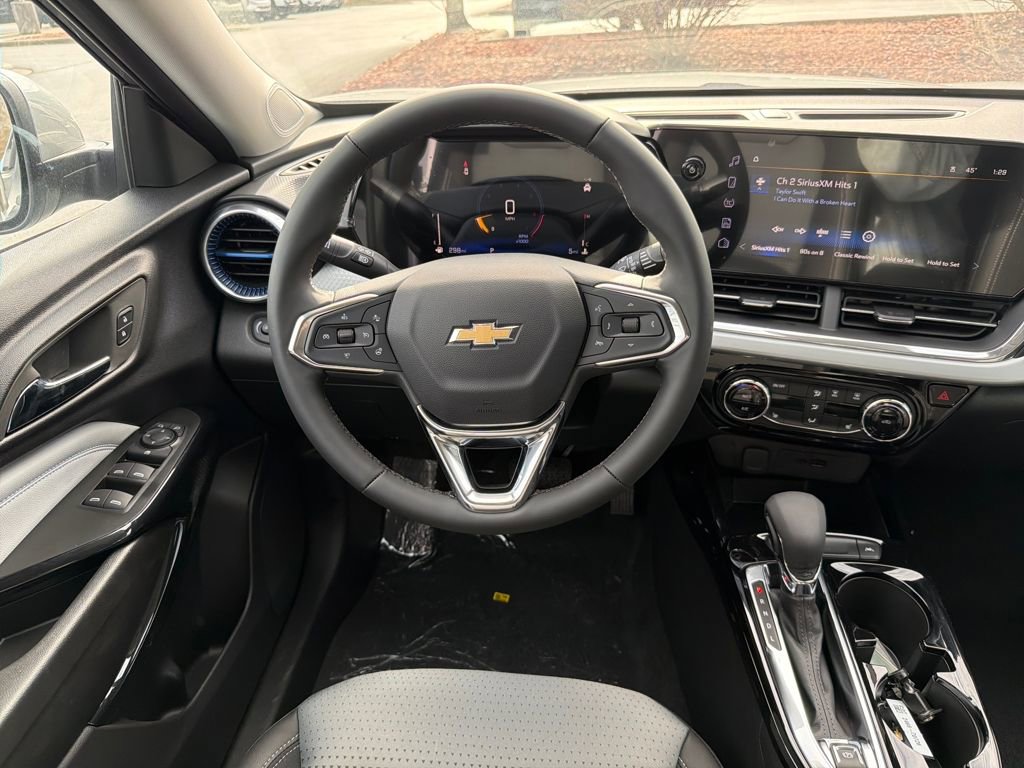 New 2025 Chevrolet Trax LT w/ LT Convenience Package image 15