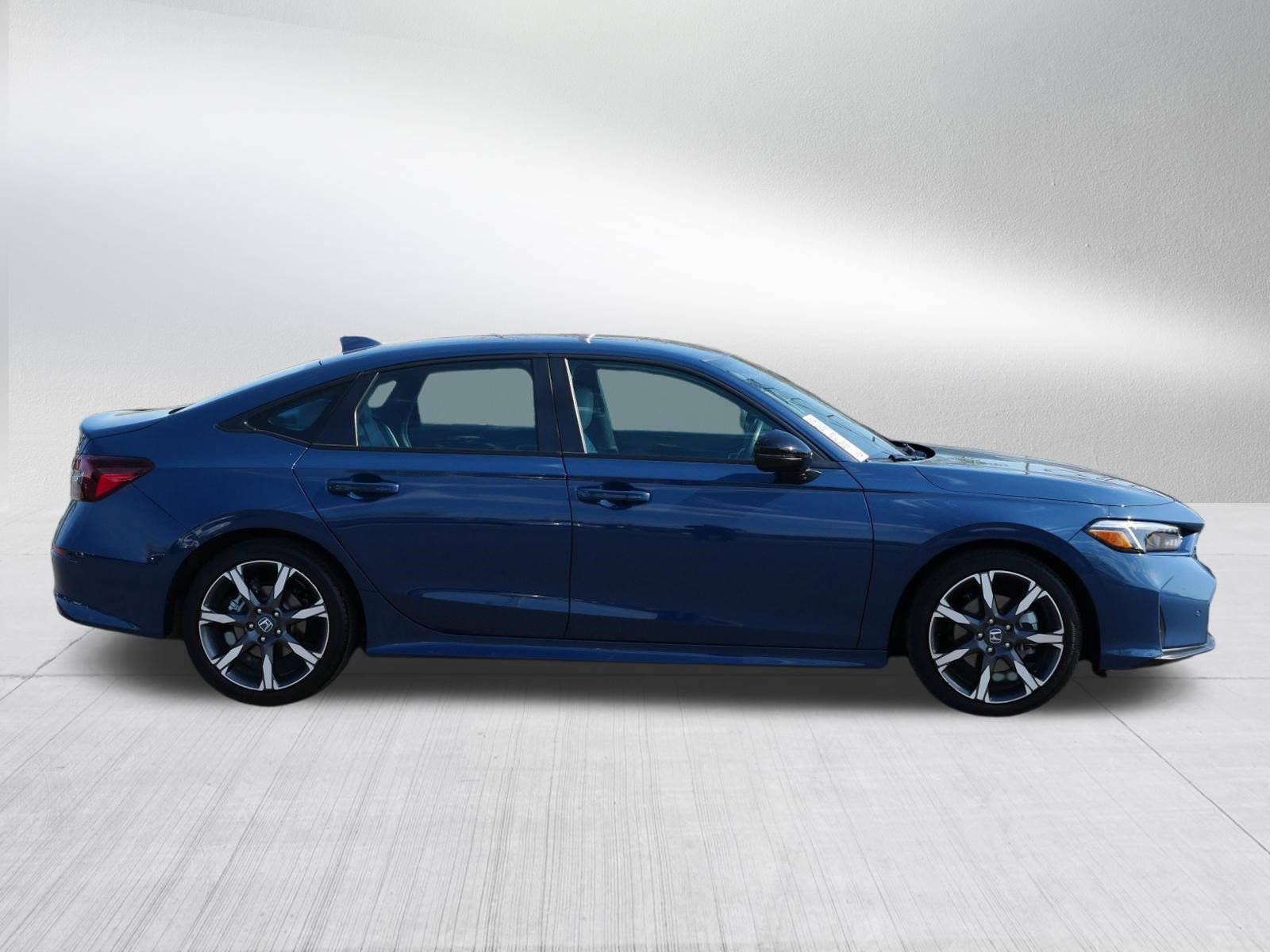 Used 2025 Honda Civic Sport Touring image 8