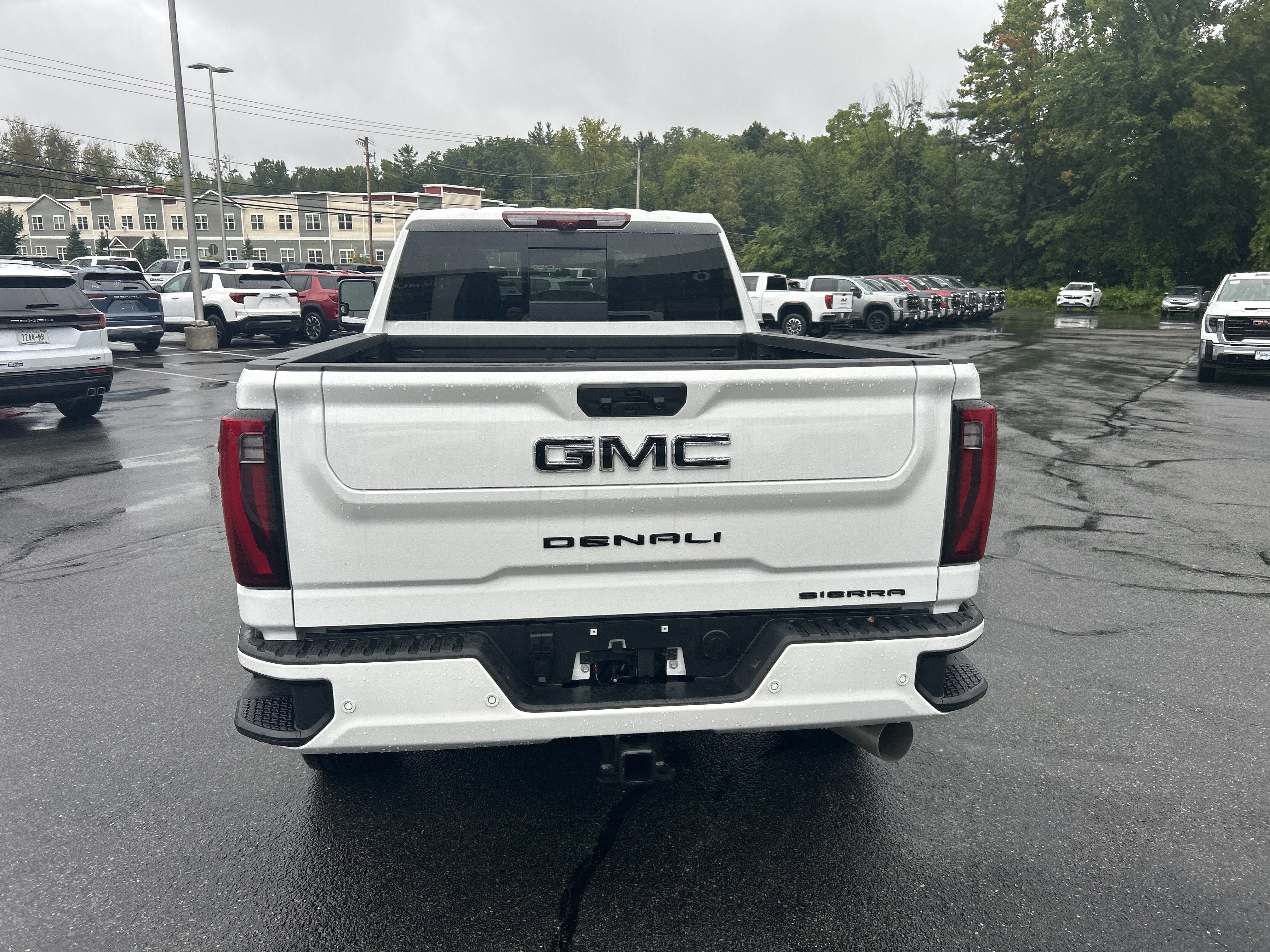 New 2026 GMC Sierra 2500 Denali Ultimate w/ LPO, Black Badging Package AWD/4WD image 10