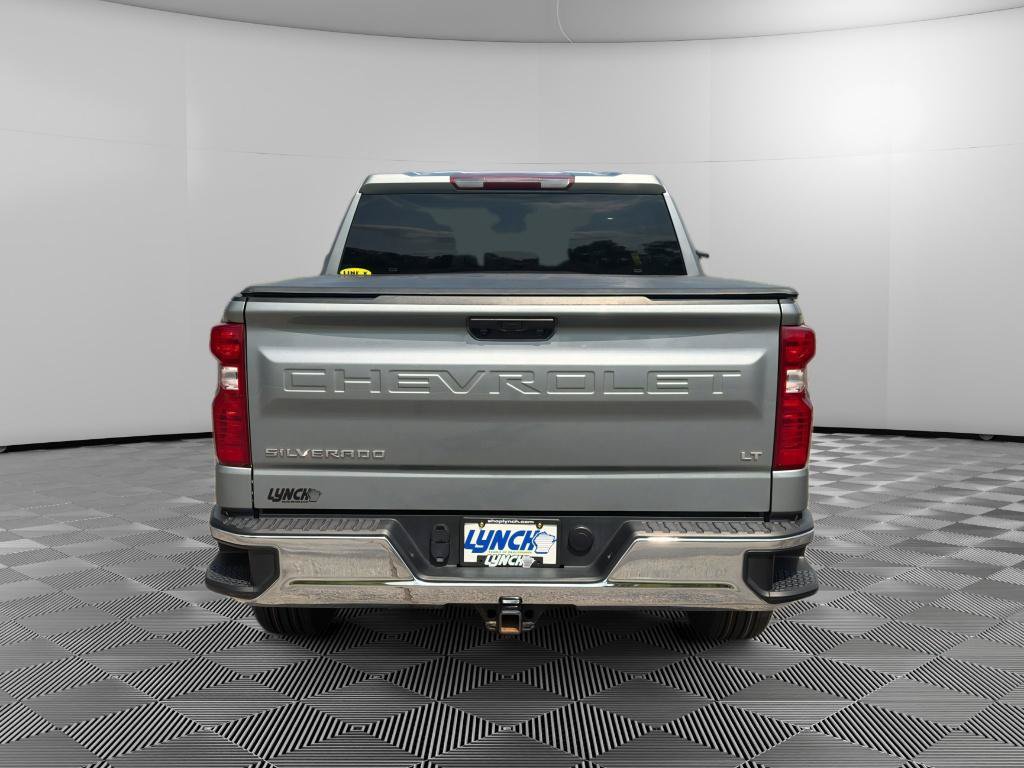 Used 2023 Chevrolet Silverado 1500 LT AWD/4WD image 3