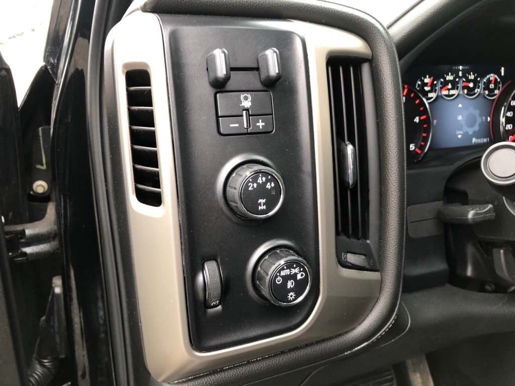 Used 2016 GMC Sierra 2500 Denali w/ Driver Alert Package image 14