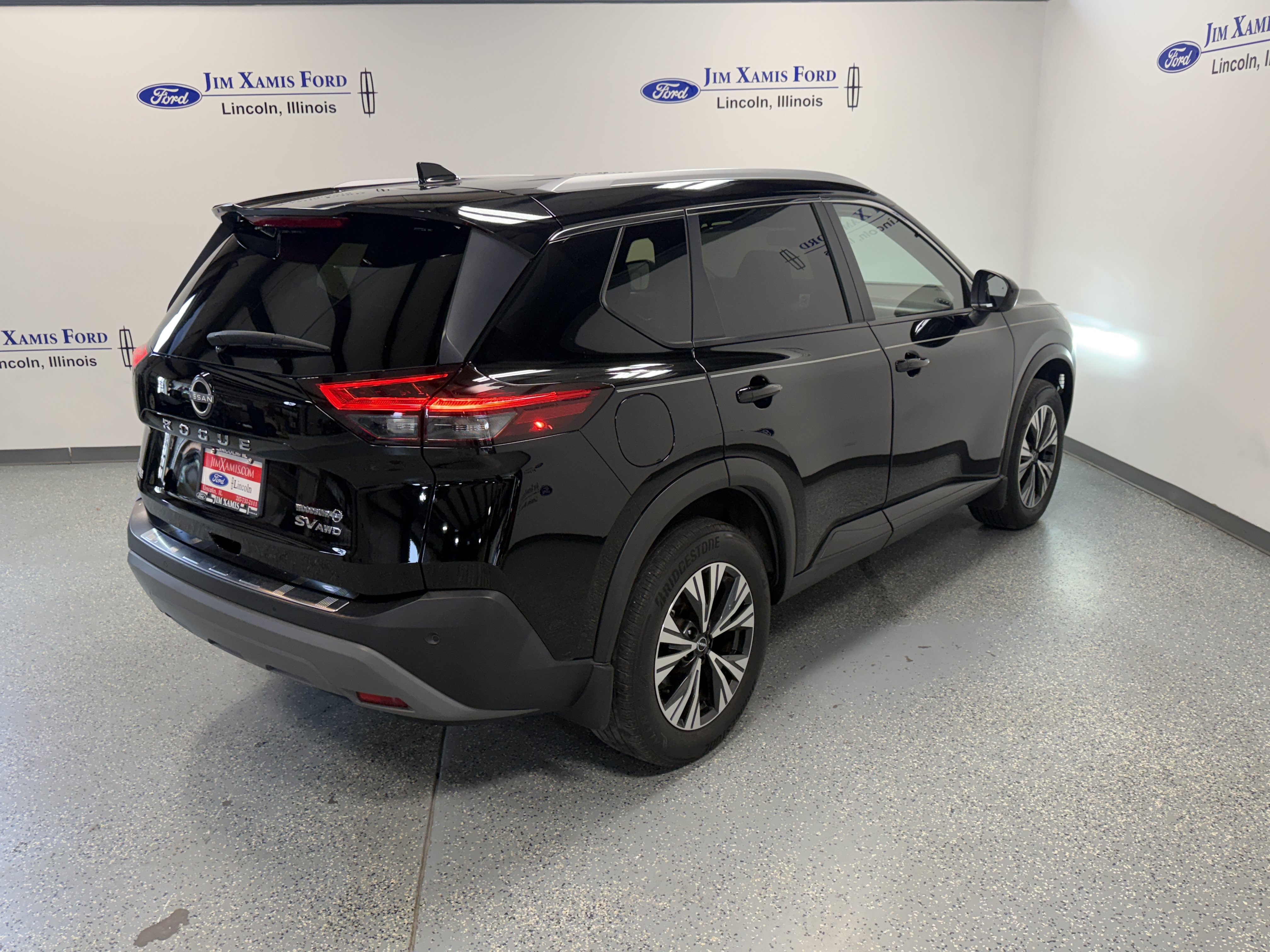 Used 2023 Nissan Rogue SV w/ SV Premium B Package AWD/4WD image 32