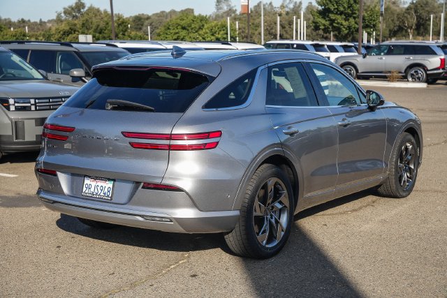 Used 2023 Genesis Electrified GV70 AWD/4WD image 5