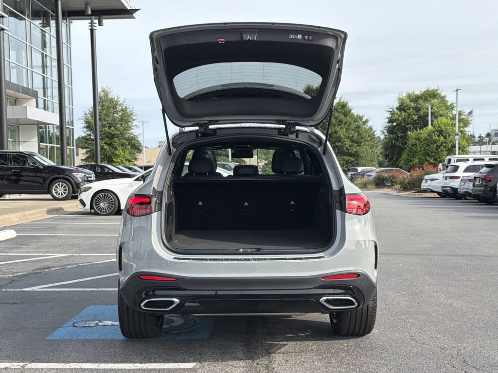 New 2026 Mercedes-Benz GLC 300 4MATIC image 14