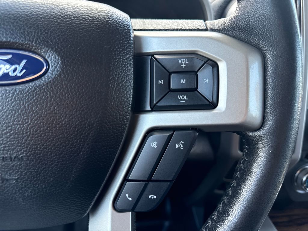 Used 2018 Ford F150 Lariat w/ Equipment Group 502A Luxury AWD/4WD image 16