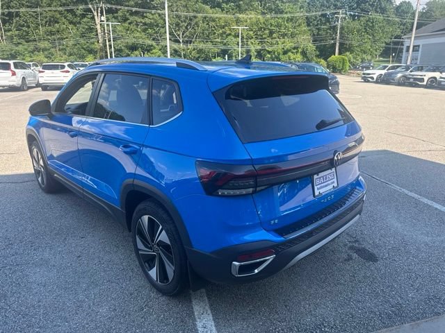 Used 2025 Volkswagen Taos SE AWD/4WD image 5