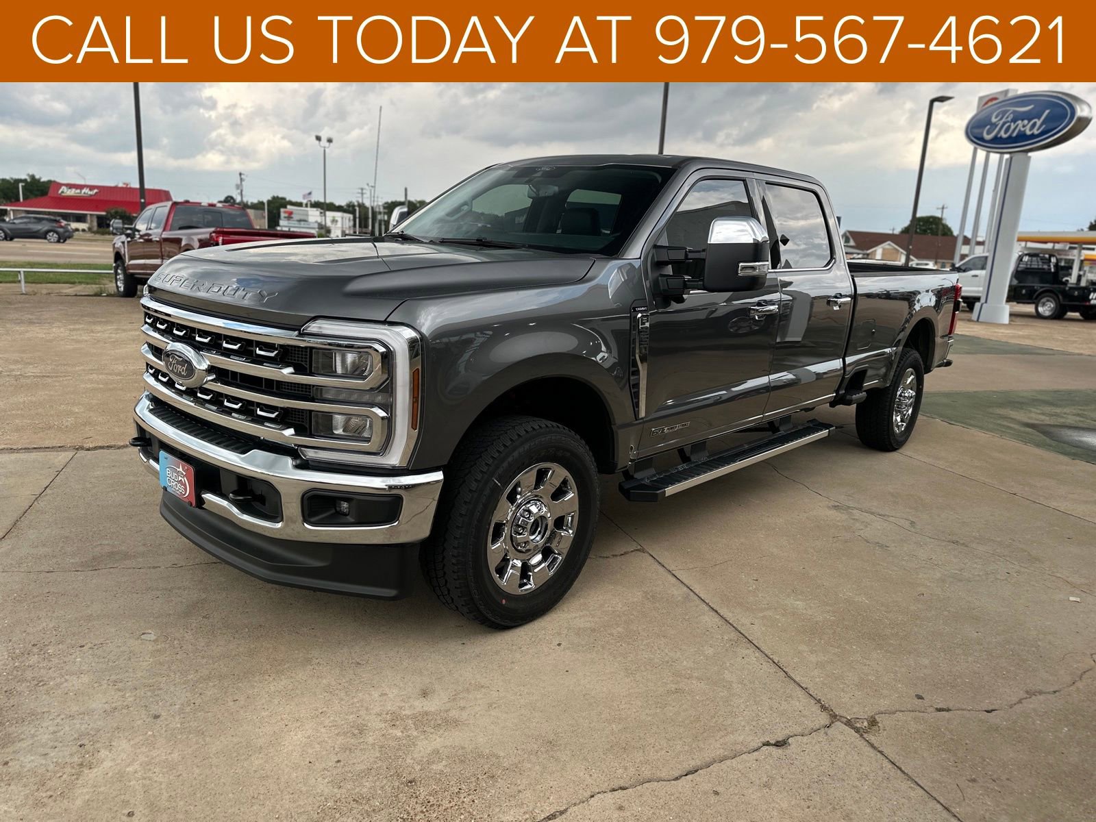 New 2025 Ford F350 Lariat w/ Chrome Package image 23
