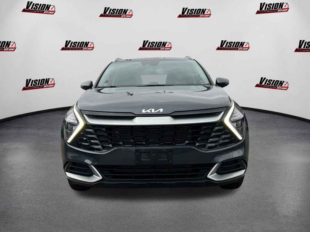 Certified 2023 Kia Sportage EX AWD/4WD image 2