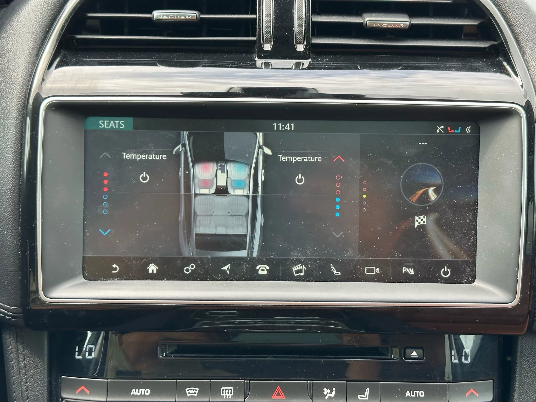 Used 2019 Jaguar F-PACE S image 37