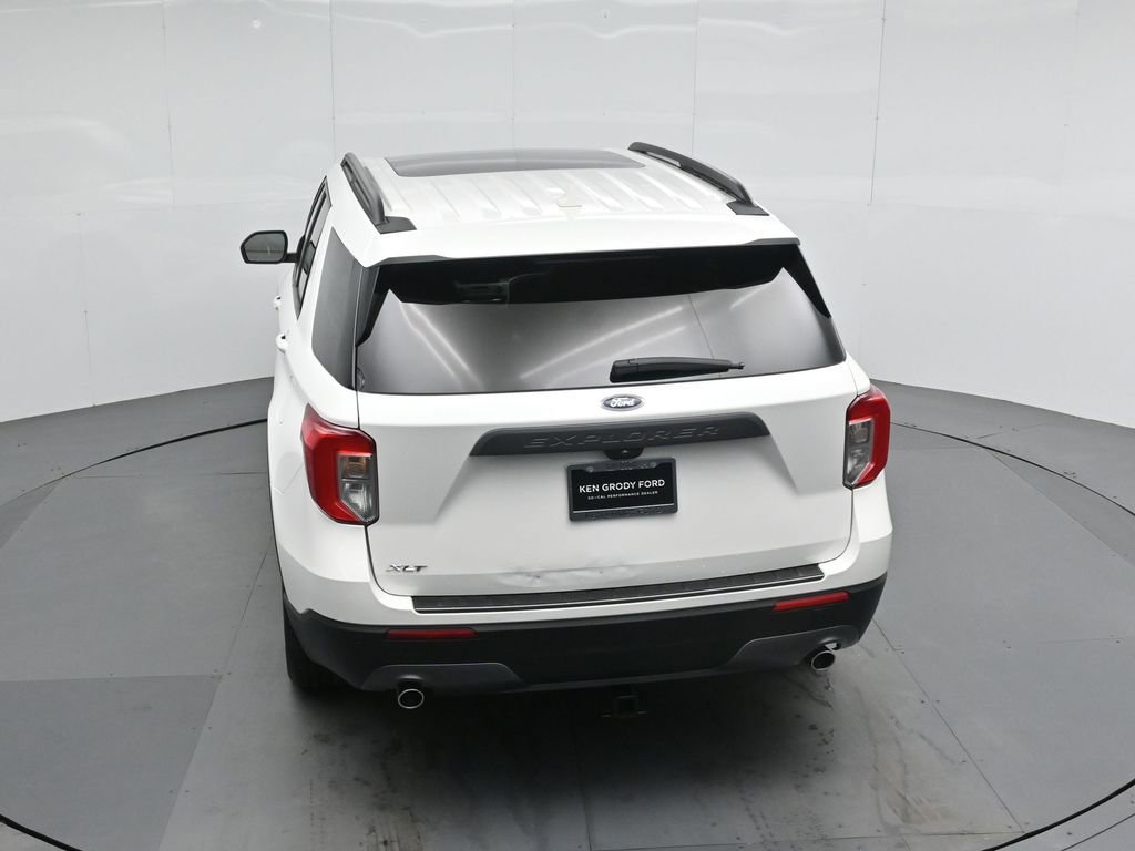 Certified 2023 Ford Explorer XLT w/ Equipment Group 202A image 45