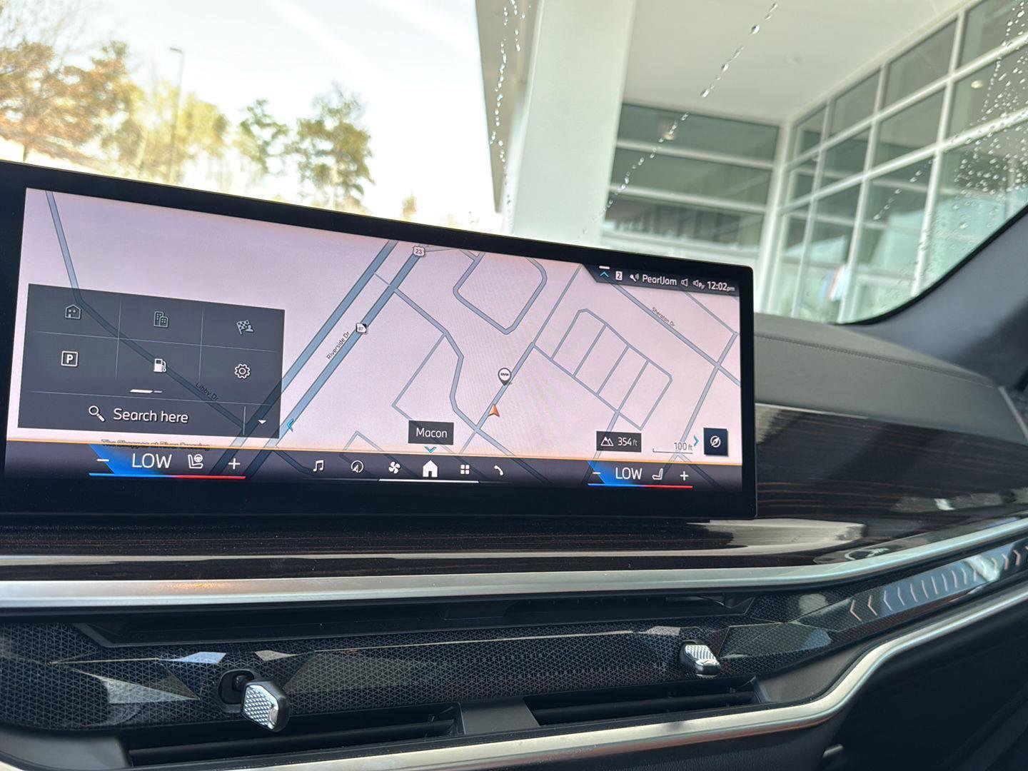 Certified 2024 BMW X5 xDrive40i w/ Premium Package image 24