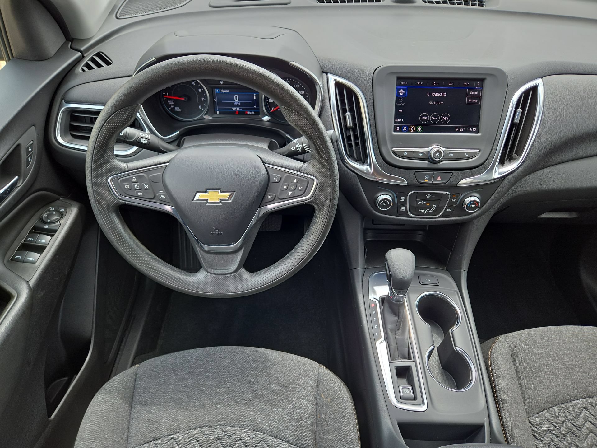 Used 2024 Chevrolet Equinox LT FWD image 14